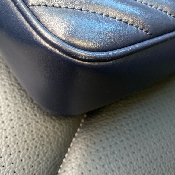 YSL. Calfskin Matelasse Monogram Lou Camera bag. - Picture 6 of 7